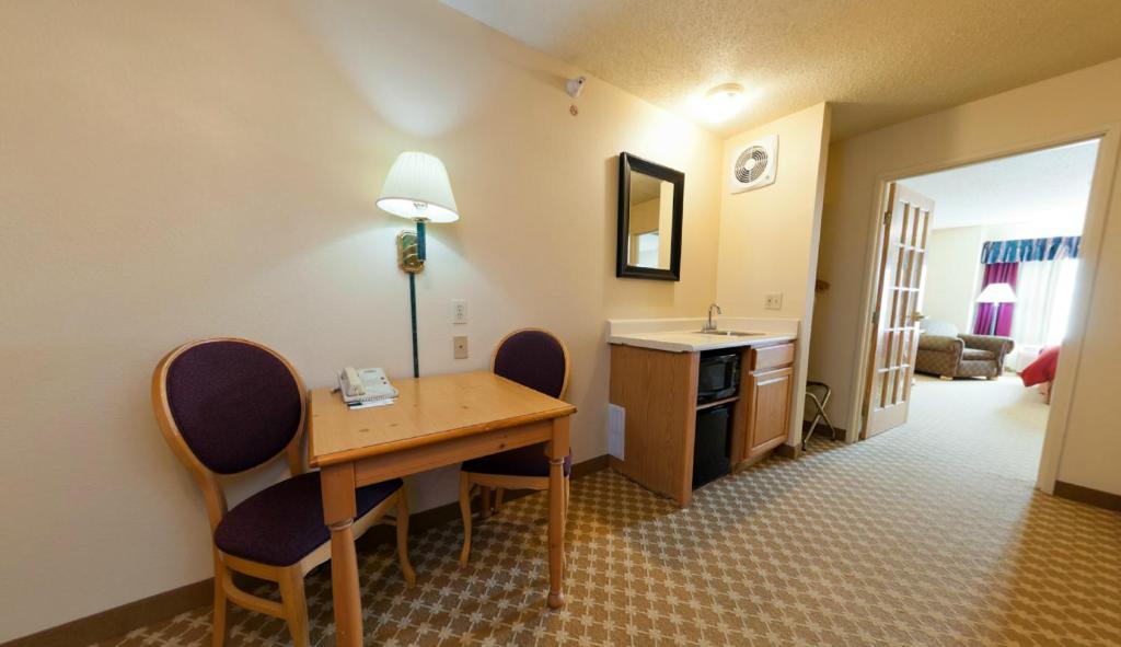 Americinn By Wyndham, Galesburg, Il Ruang foto