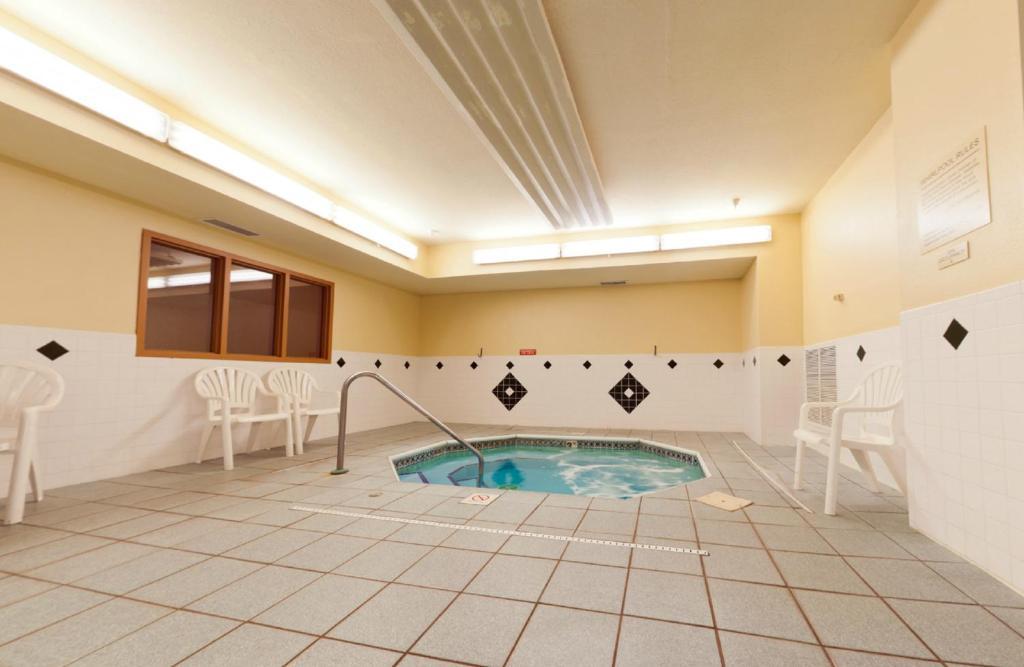 Americinn By Wyndham, Galesburg, Il Bagian luar foto