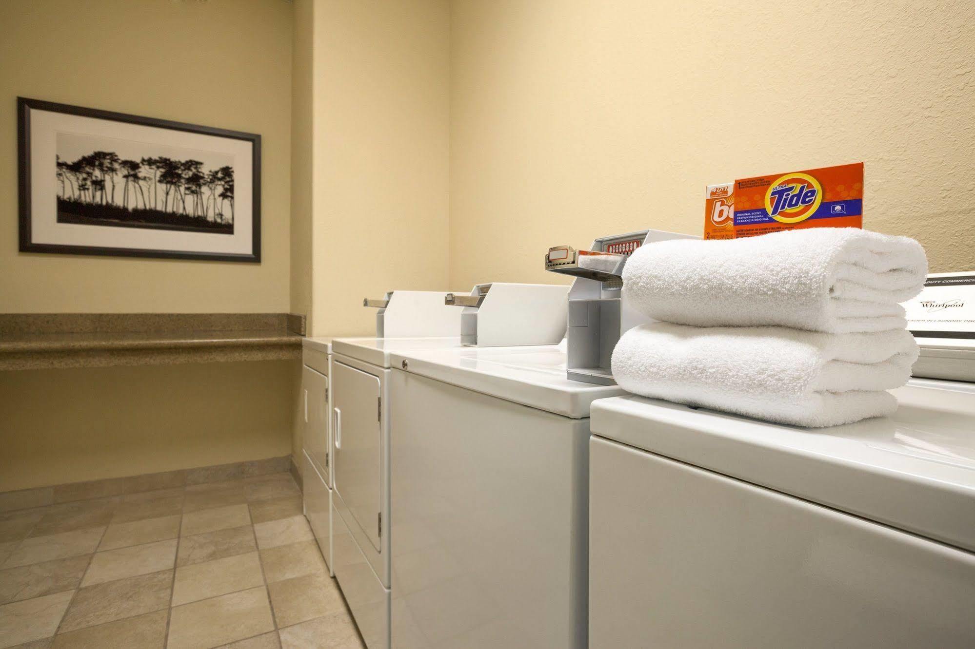 Americinn By Wyndham, Galesburg, Il Bagian luar foto